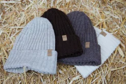 Ivanhoe of Sweden NLS RIB HAT, 100% OFÄRGAD ULL — BIRCH Fashion